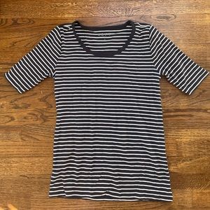 Ann Taylor LOFT navy and white striped tee new size S